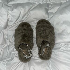 UGG Women's Fluffy Gray Slippers